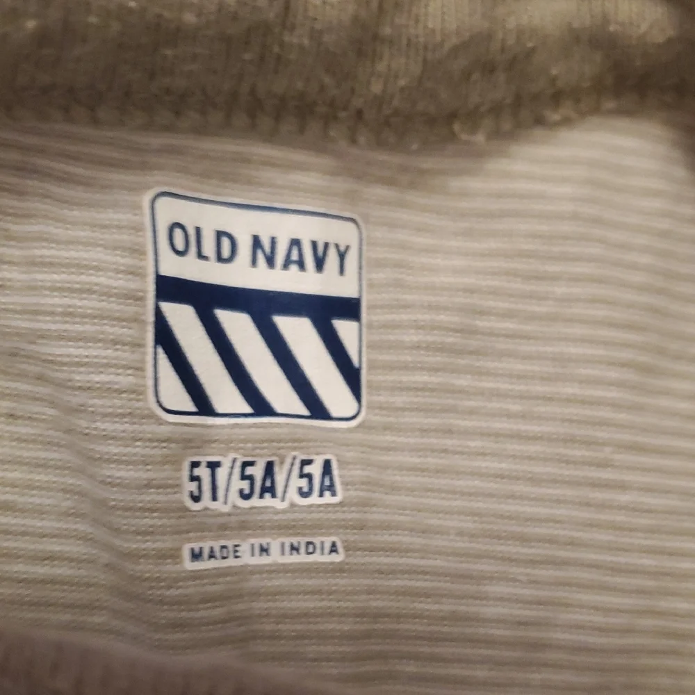 5‎ For $25 Old Navy Kids Long Sleeve Striped Shirt Boys Size 5T